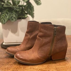 Korkease booties